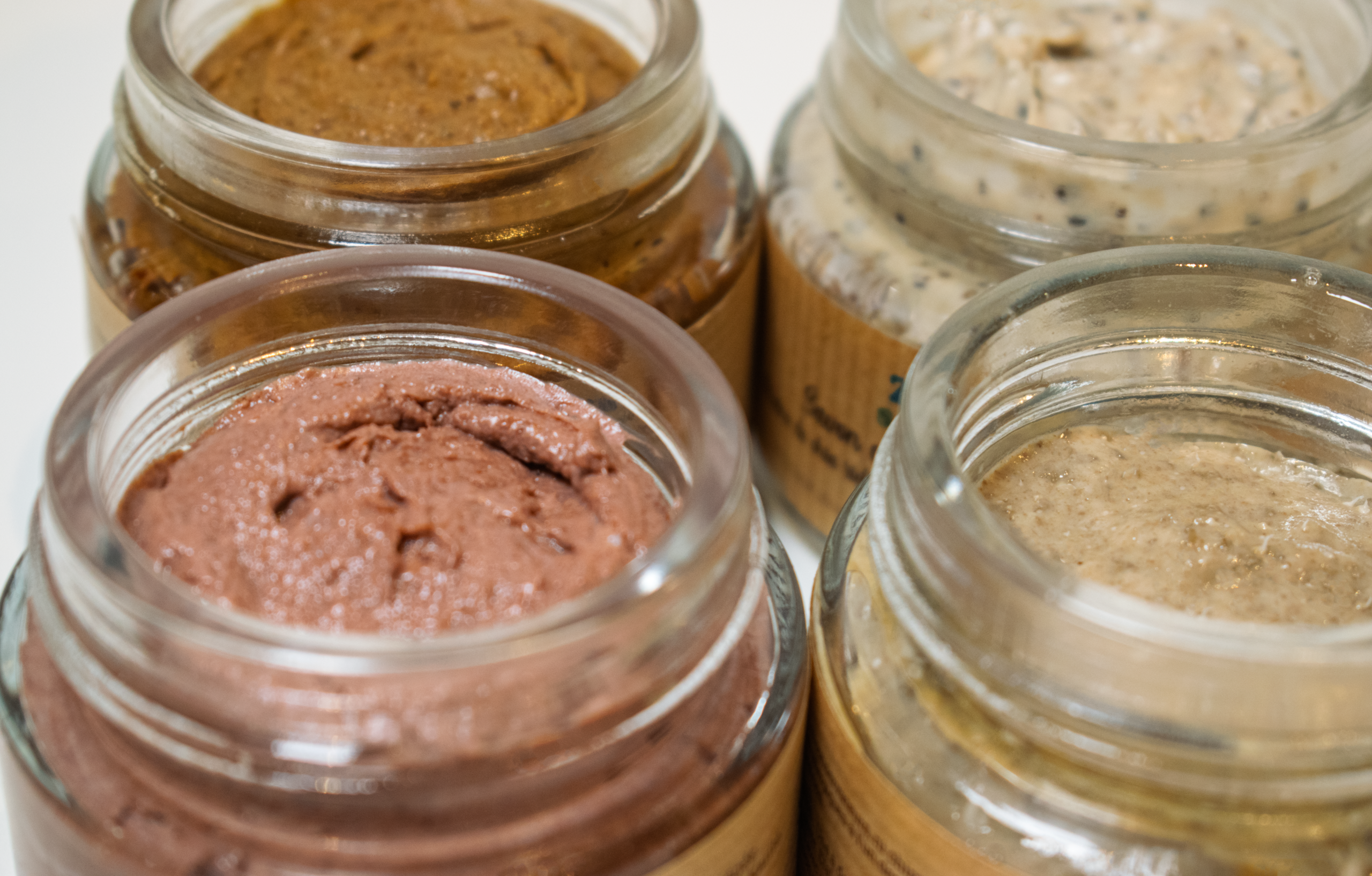 Savon Crème Gommage Argile Noire – Image 3